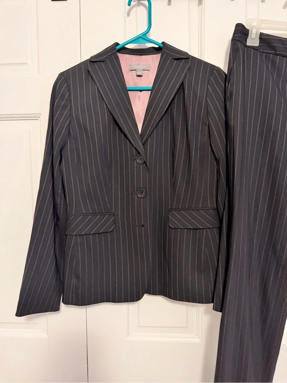 Ann Taylor Petites Wool Blend Pinstripe Pantsuit Blazer Set Size 2P
